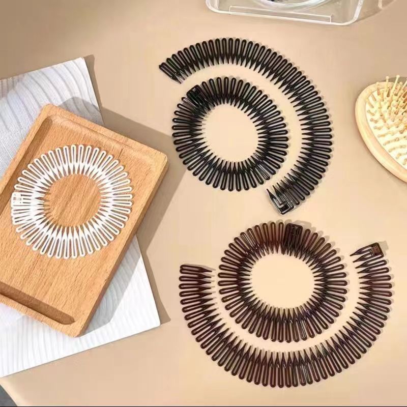 مشط مرن مطاطي بلاستيكي دائري ب - مراجعة Hair Spa Wellness وسعره